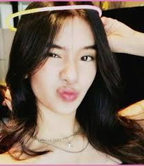 Carla Guevara Laforteza canta 'I Am Here' en Come From Away