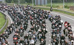 Dec 26, 2015 · vagos mc is a one percenter motorcycle club founded in san bernardino, california in 1965. Biker Gangs In America 10 Most Dangerous Motorcycle Gangs Complex