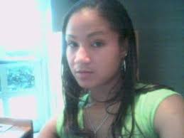 UA student dies in wreck