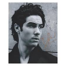 Les hommes libres, bande annonce, sortie le 28 septembre 2011. Tahar Rahim Autograph