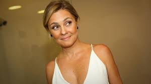 She has already been nominated twice to the international emmy award for best actress. Filho De Adriana Esteves Rouba A Atencao Ao Acompanhar Mae Em Show Em Tempo Portal De Noticias 24 Horas De Manaus E Do Amazonas
