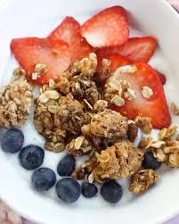 Make Crunchy Chunky Monkey Homemade Granola In 2020 Vegan Snacks Healthy Snacks Recipes Healty Food