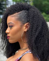 Eva's Style is Everythingggg. 😮‍💨🙌🏽 So fun & eccentric! ✨The Team  #BeyondTheGates: Stylist: @jeresa_featherstone Hair: @hairbywankaya