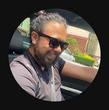 Edwin Victoria (@EdwinVic)