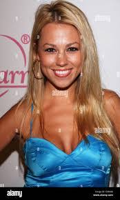 Jessica Hall's Instagram, Twitter & Facebook