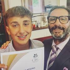 Last week, good Samaritan Isaac Sawiris (Year 8) came to the rescue of an  elderly lady at Garden City. The lady suffers from Stage 2 cancer and was  struggling with her shopping