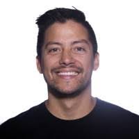 Gretchen Estes's Instagram, Twitter & Facebook