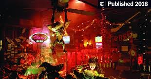 In the 1980s, when gremlins was made, the special effects and puppetry were amazin. Gremlins 1984 Review The New York Times