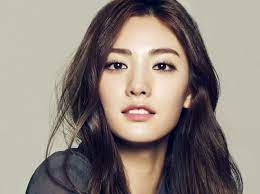 This is a list of south korean television, drama, film, musical, theatre and voice actresses who are active in south korea. Let S Get Closer To The Gorgeous Orange Caramel S Nana Channel K