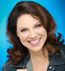 Should Liesl return and reunite with Scotty?