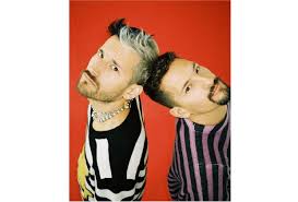 Mau y ricky — arte 04:00. Papas De Mau Y Ricky Es Todo Un Hit En Redes Sociales Agencia Jaque
