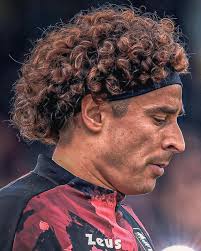 When you have a dream, you've got to grab it and never let go" 🧠🫵🏻  #NoMemoNoParty