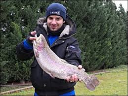 Amico à scena, ma sinceramente nn mi viene in mente Come Pescare Trote Giganti Con Attrezzi Ultralight