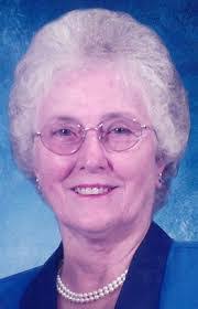 Gloria Bray's Instagram, Twitter & Facebook