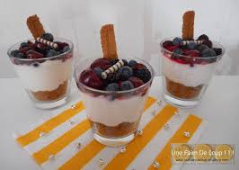 Verrines Legeres Aux Fruits Rouge Et Speculoos Http Unefaimdeloup Eklablog Com Verrines Legeres Aux Fruits Rouge Et Speculoos A118463712