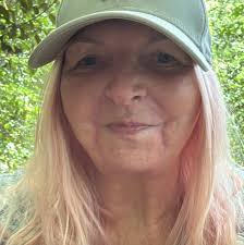 Hope your all having a lovely weekend 😀💚 Going to do a live here