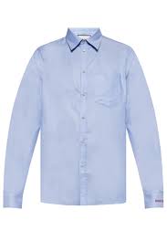 Logo Shirt Gucci Vitkac Singapore Gucci's creative director alessandro michele is a man who is not afraid of a bit of postmodernism, as evidenced by guccighost. logo shirt gucci vitkac singapore