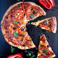 Chicken Tikka Pizza Recipe Video Indian Food Recipes Vegetarian Tikka Recipe Cooking Pizza