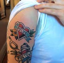 Jennifer Lawes Toronto Canada Traditional Tattoo Mom Tattoos Traditional Heart Tattoos