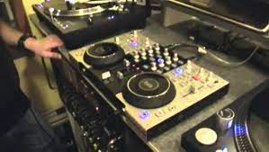Thanks for purchasing a hercules dj controller get the last version of djuced software. Hercules Dj Console 4 Mx Virtualdj Youtube
