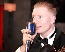 Announcing the self producing Dark Pop exploits of Chris Grey 🖤 Commanding  the Electric stage