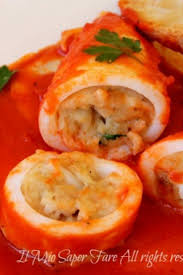 L'idea iniziale prevedeva delle bietole, ma non le ho trovate. Calamari Ripieni Al Sugo Succosi E Saporiti Ricette Ricette Per La Carne Ricette Di Cucina
