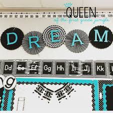 Black And White Bulletin Border Eye Catching But Clean Bulletin Boards Classroom Themes Turquoise And Black Classroom Classroom