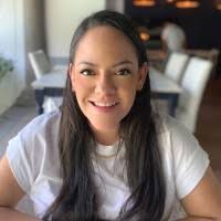 60+ perfiles de «Lorena Elizondo»