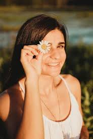 Hey everyone! We are looking for one more (girl) roommate for the 2025/26  school year. We have a 4 bed 2 bath house. We would love to get to know you  if