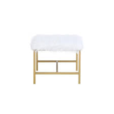 Shop for vanity stool online at target. Hodedah White Faux Fur Upholstered Vanity Stool With Matte Gold Metal Frame Hi4840