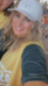 Shannon Mcnabb's Instagram, Twitter & Facebook