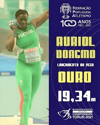 Just six months after giving birth to her first child, double olympic champion dame valerie adams snared a silver medal at the 2018 commonwealth games. Auriol Dongmo Campea Europeia Do Lancamento Do Peso Camarote Leonino