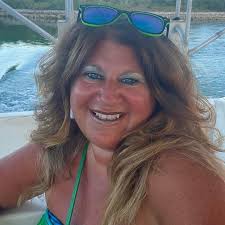 To the Bahamas from Florida by fast ferry in 2 hours 🌴  www.baleariacaribbean.com 📍 Fort Lauderdale FL 🇺🇸 -> ⛴️ -> Bimini, The  Bahamas 🇧🇸 📷 sarah.horak (IG) #bahamas #usa #baleriacaribbean #bimini