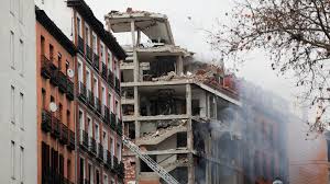 If madrid feels like a fairytale, it's partially because so many buildings here have a confectionary. Madrid Extremely Loud Explosion In City Centre At Least Three People Dead World News Sky News