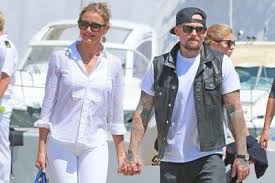 The couple shared the happy news on social media friday. Cameron Diaz And Benji Madden S Wedding Details The Gown The Jewish Ceremony And The Black Bridesmaids Dresses