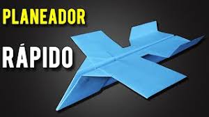 Para hacer un avión de papel sólo necesitamos una hoja de papel tamaño folio (a4), nuestras manos y seguir detalladamente las instrucciones de este vídeo. Como Hacer Un Avion De Papel Que Vuele Infinito