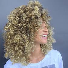 A type of hair which resembles waves. Read This Before You Lighten Curly Textured Hair Behindthechair Com