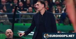 Panathinaikos de Bartsogas: “Nenhum ‘anão’ tem o direito de colocar Panathinaikos na boca.”