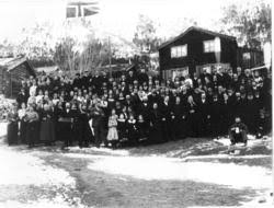 Bryllaupet til Rikkar Skjelkvåle (f. 1890) og Ragnhild Skjelkvåle (f. Vang,  1895-1920) -Gudbrandsdalsmusea