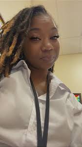 Hello my name is Jeffery aka JaJuan I'm 27 years old located in St. Louis  area but willing to locate somewhere else where I am looking for friendship  or fwb or possible