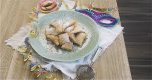 Sono diffusi in tutta italia e sono noti le forme che possiamo dare ai cenci sono diverse. Ricette Di Carnevale I Crostoli Grostoli Trentini Blog Pineta Hotels