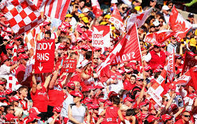Hawks Soar Ahead Of Swans At Quarter Time As Thousands Of Fans Are Out In Force In Melbourne For Afl Grand Final Daily Mail Online
