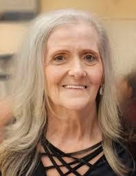 Carolyn Angela's Instagram, Twitter & Facebook