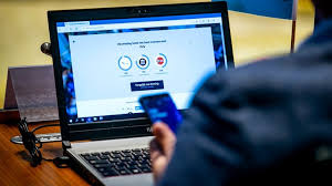 Op 17 maart 2021 mogen alle nederlandse staatsburgers van 18 jaar en ouder stemmen voor een nieuwe tweede kamer. Wat Stem Jij Doe Hier De Stemwijzer Omroep West