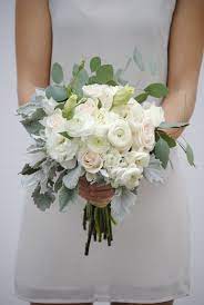 Unless you have floral arranging experience, you're probably going. White Wedding Bouquet Classic Wedding Flowers White Ranunculus Seeded Eucalyptus Bouquet Diy Bridal Bouq Eukalyptus Strauss Hochzeitsblumen Hochzeitsblumen Weiss