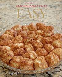 I love easy dessert recipes like this, and this amazing treat is made with just 4 cheap ingredients: 35 Recipes Made With Canned Biscuits