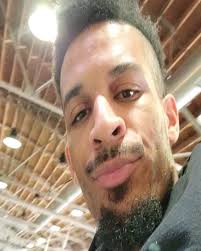 Ended the creaTOUR with a bang!, Classes, guest speakers, comic con, and a  display showcase to finish! One of my students even made a few art sales!!!  They are