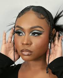 She's a STAR 💎 Some images from my collab with @lena_dabrat and @_micovi  Everything about this look was fun, from watching Michelle work her magic  to doing a look I haven't done