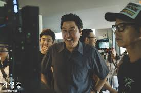 Parasite has been the surprise of the 2019 cinematic awards season. Filmatic On Twitter Behind The Scenes Parasite 2019 Dir Bong Joon Ho
