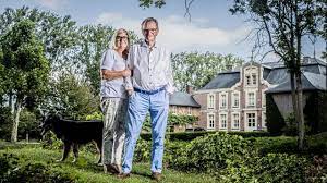 Met al deze tuinaccessoires maak je van je tuin een sfeervolle locatie. Willy Naessens Investeert In Oost Vlaams Beton Dat Vier Keer Langer Meegaat De Tijd